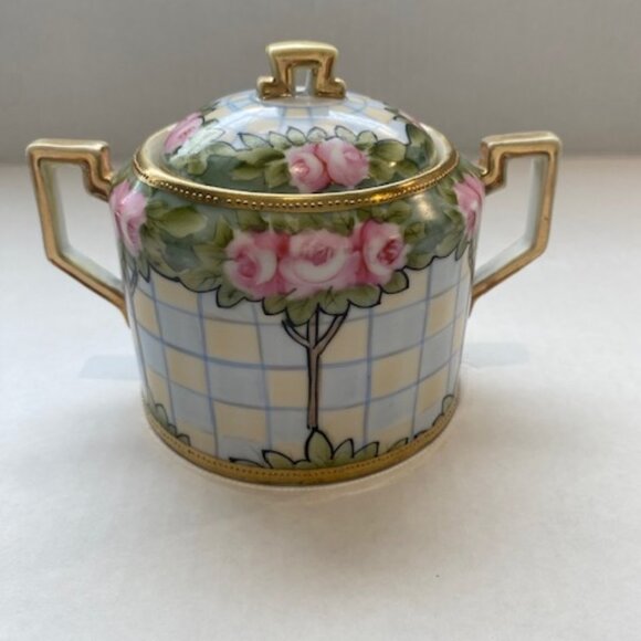 Vintage hand painted Nippon Lidded pot. Japan. Excellent condition. - Picture 2 of 11